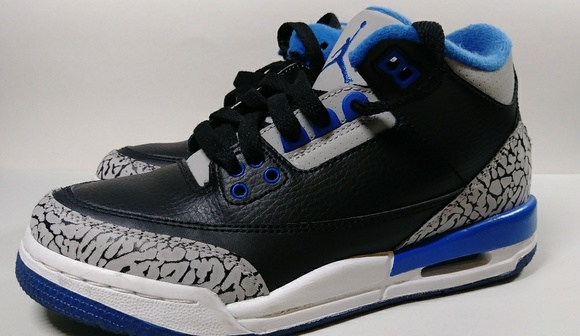 Air Jordan 3 Retro - Picture 2 of 5